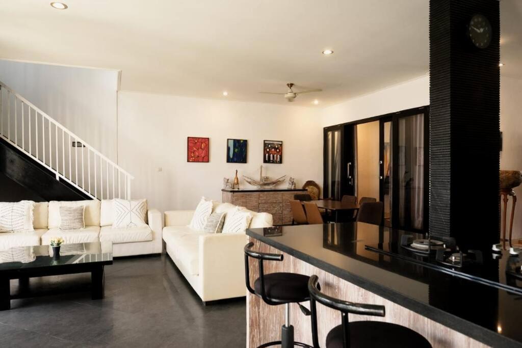 Villa Lingkar 89A ชังกู ภายนอก รูปภาพ